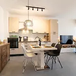 Apartment Gold With Free Parking *