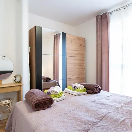 Lägenhet Gold With Free Parking *