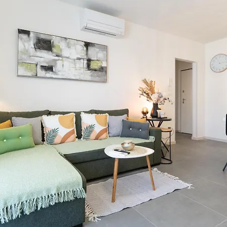 Gold With Free Parking