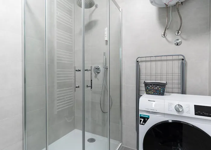 Gold With Free Parking Pula