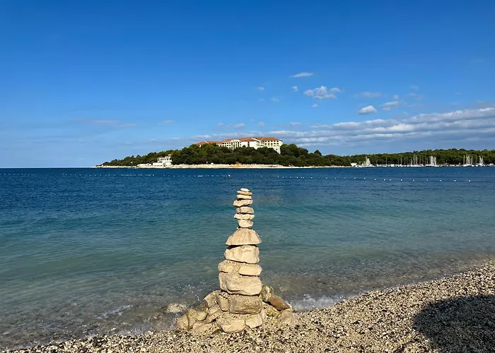 Gold With Free Parking Pula